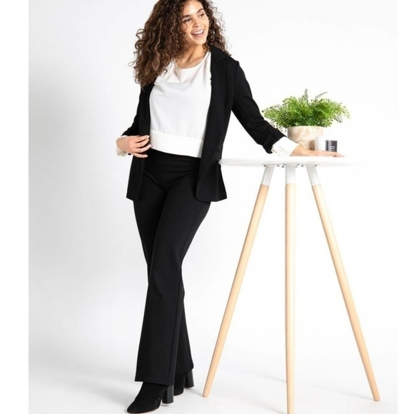 Betabrand Bootcut Dress Yoga Pants in black Size Medium Petite - Picture 4 of 14